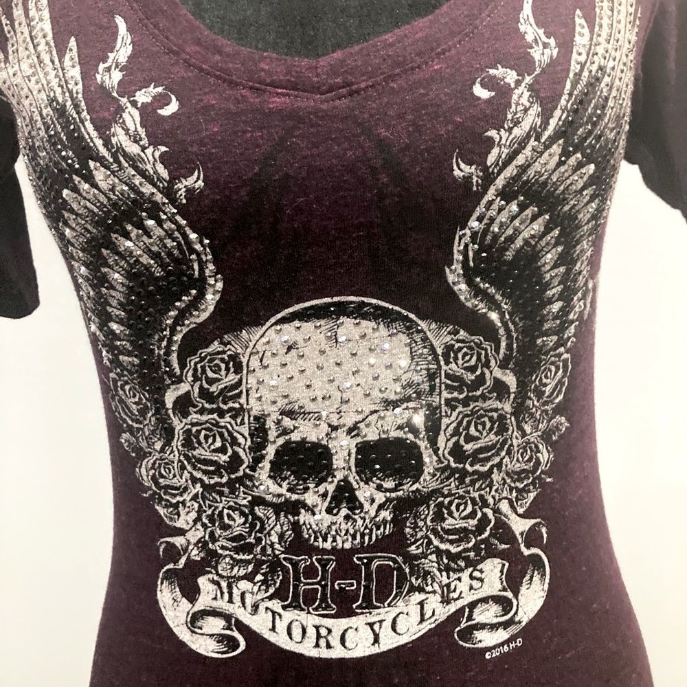 Sale!!!! Harley Davidson Small Bling Out Fitted V Neck